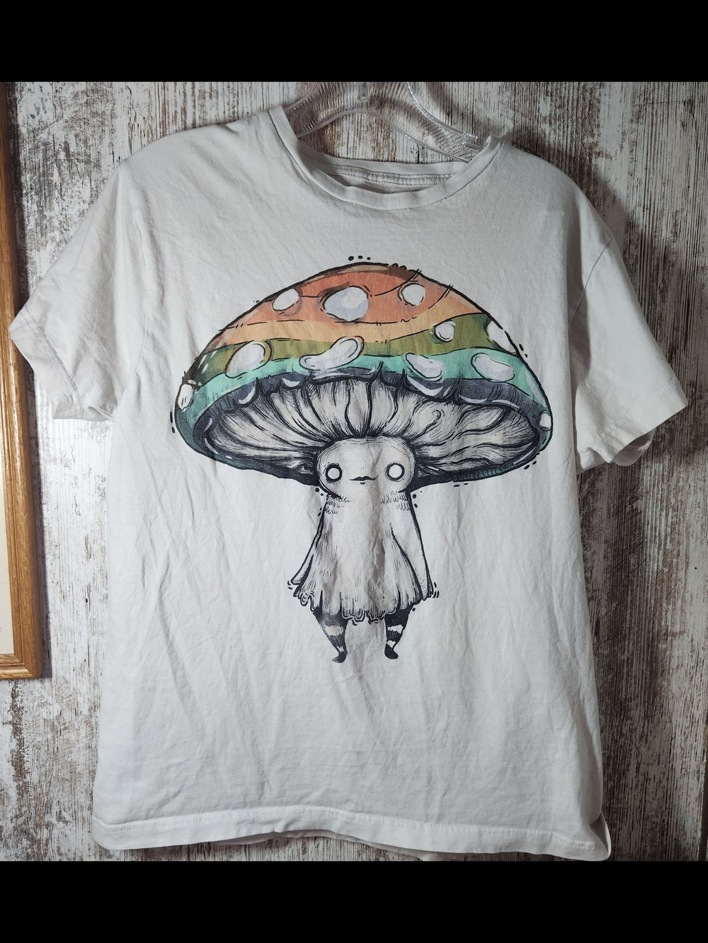 Hot Topic Unisex White Tee with Rainbow Mushroom Graphic Stephanie Bayles
